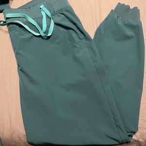 women's Caribbean Blue FIONLITE™ Zamora - Petite Jogger Scrub Pants - L